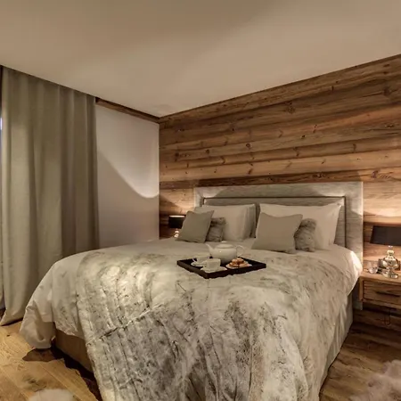 Verbier Heights: Indulge In Chalet Serenity Above *