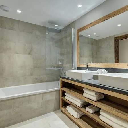 Verbier Heights: Indulge In Chalet Serenity Above Bagnes